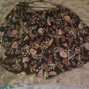 Floral print romper. Never worn! XXL